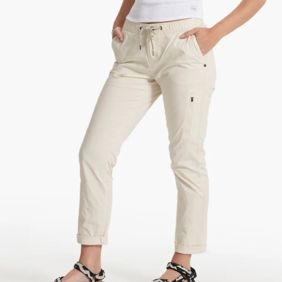 LIKE NEW! Women's Vuori Ripstop Tan Pants - SMALL - Picture 1 of 11